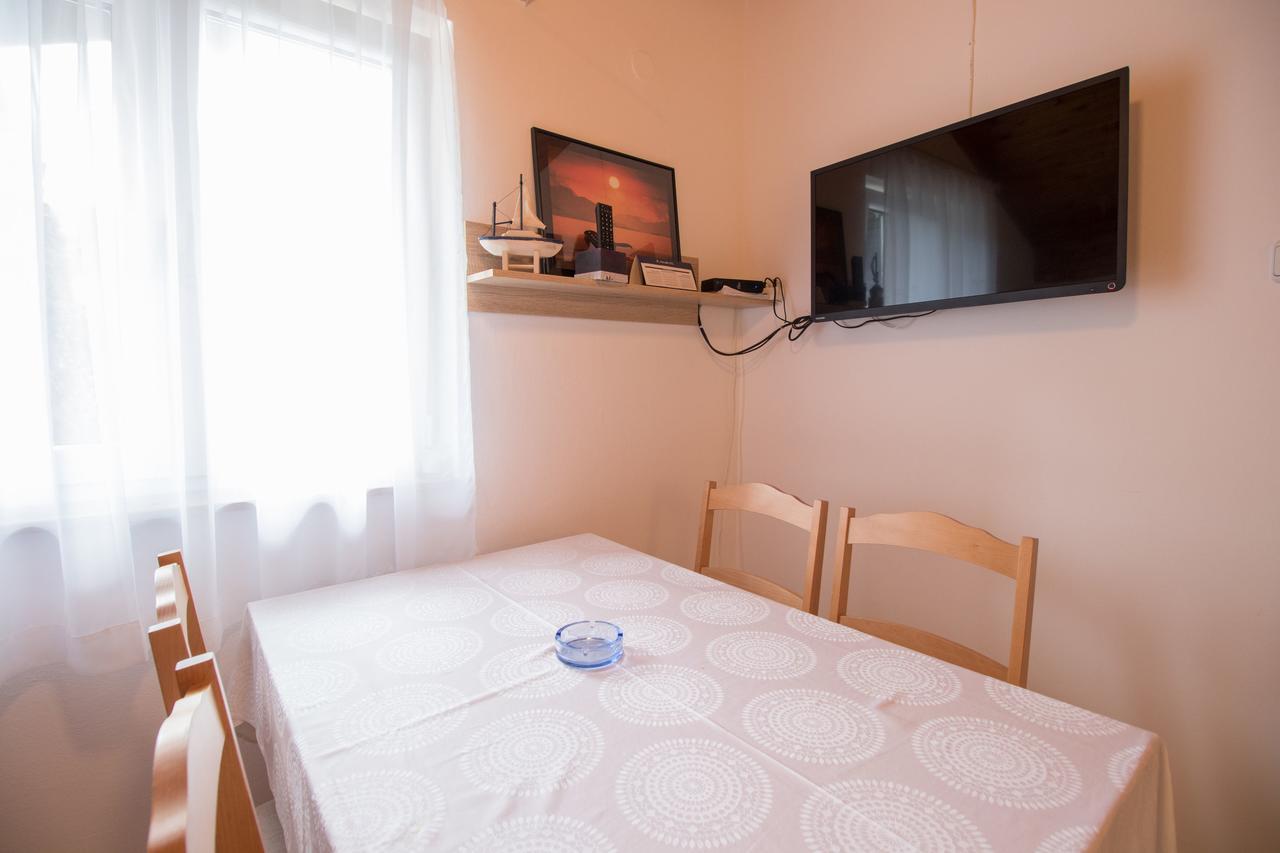Rooms Sofija Selce Exterior photo
